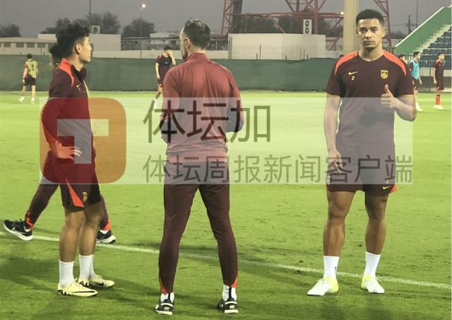 竞彩足球资讯分析-伤兵复出武磊蒋光太露面  ​国足全面展开战术演练