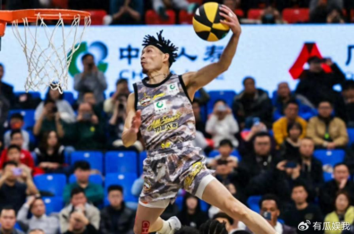 竞彩足球推荐-男篮40岁老将夺冠！张镇麟宿敌获美国扣篮王：转手送陌生人一辆车|陈登星|扣篮大赛|大赛|冠军|飞跃_新浪体育_新浪新闻